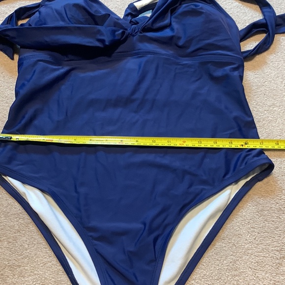 Halter V Neck 1 Piece Bathing Suit Twist Front Ruched Tie Side Navy Size 1X - Picture 11 of 11